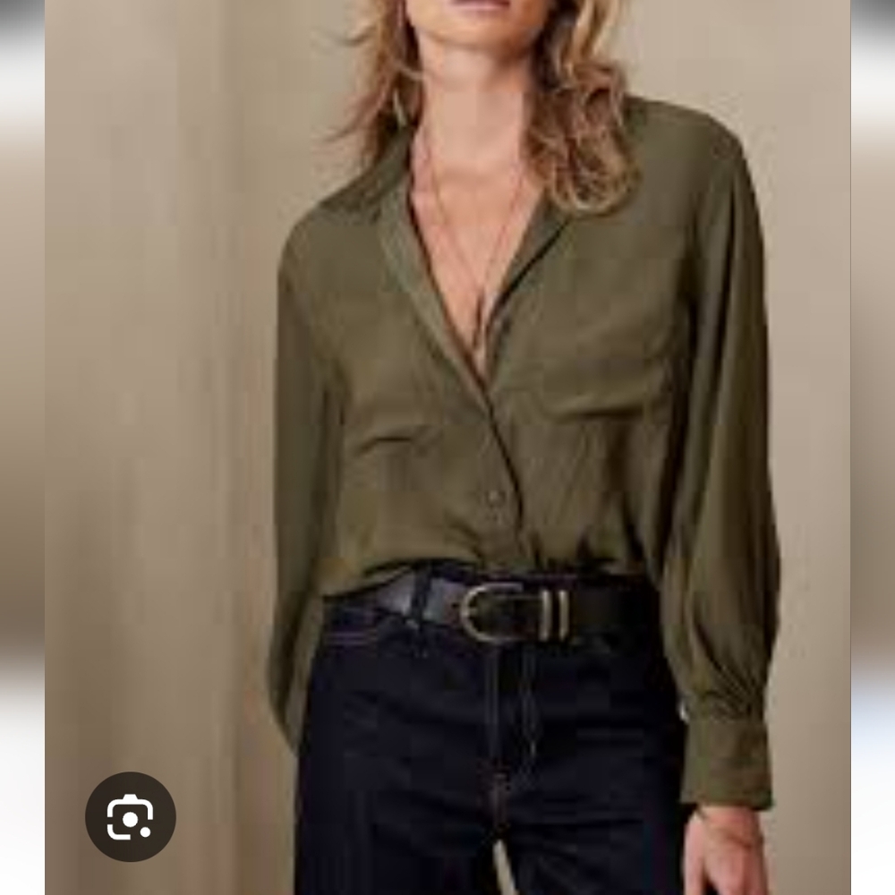Olive Green Women's Button-Up Blouse Banana Republic Womens Size M